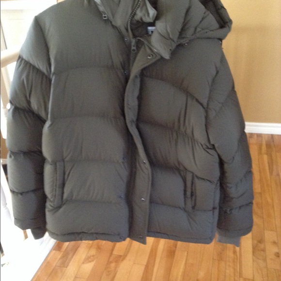 Aritzia TNA super puff - Picture 3 of 4